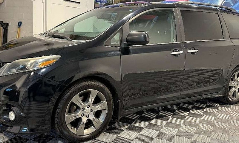 2015 Toyota Sienna S...