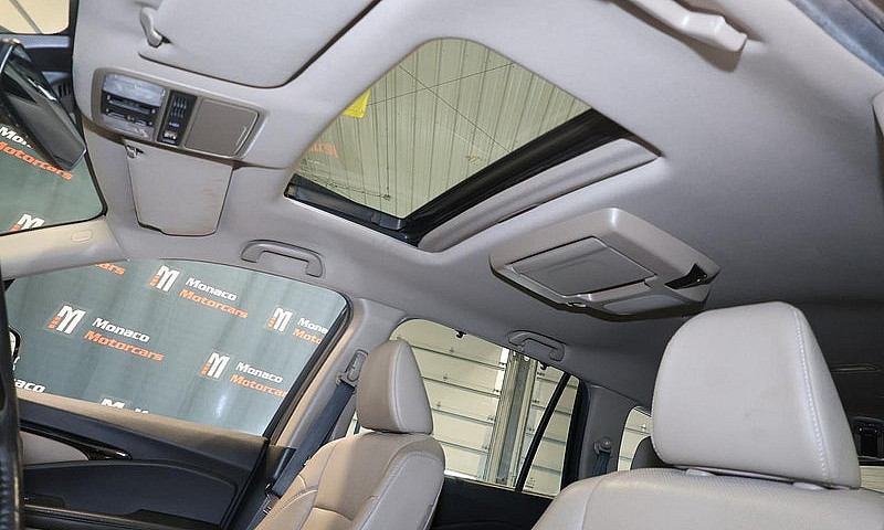 2020 Honda Pilot Tou...