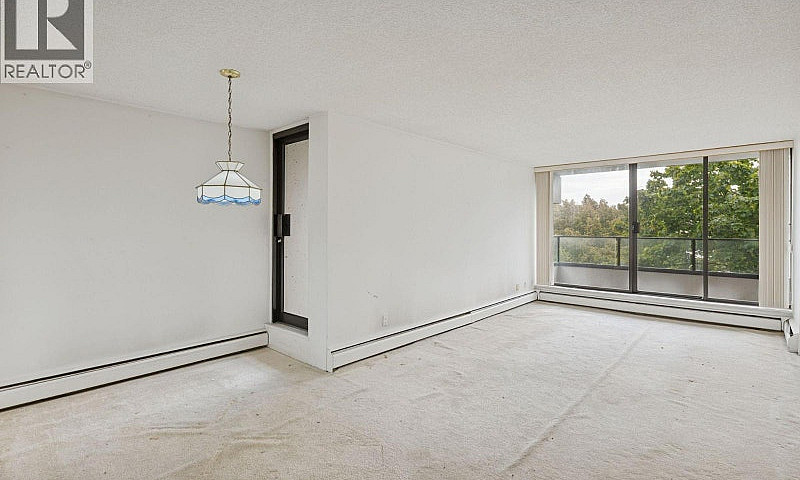 301 1995 Beach Avenu...