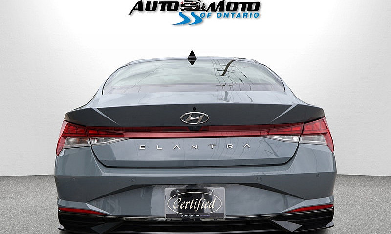 2022 Hyundai Elantra...