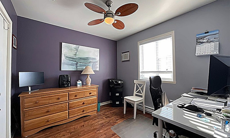 $645,000 - Semi-Deta...