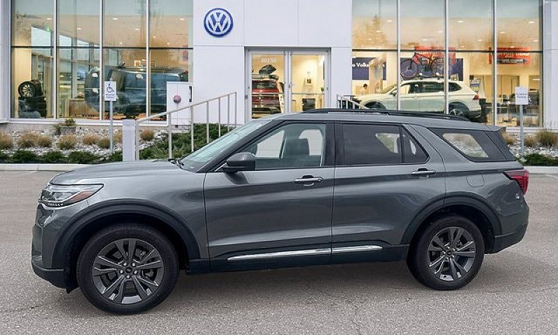 2025 Ford Explorer A...
