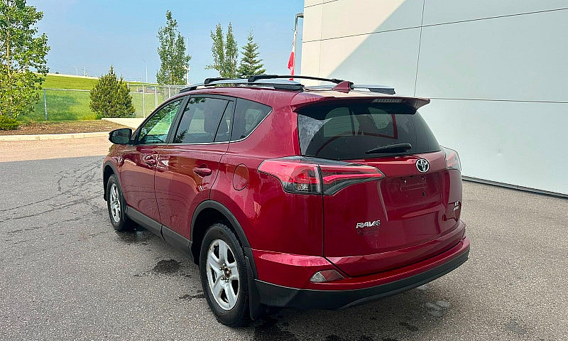 2018 Toyota Rav4 Awd...