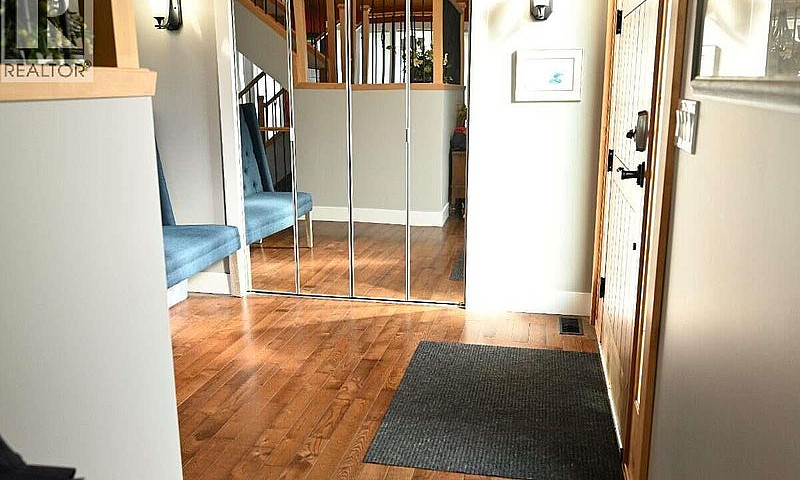 2625 Streamside Pl M...