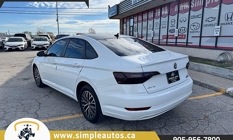2020 Volkswagen Jett...
