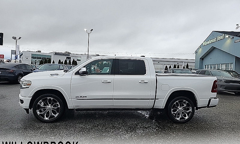 2023 Ram 1500 Limite...
