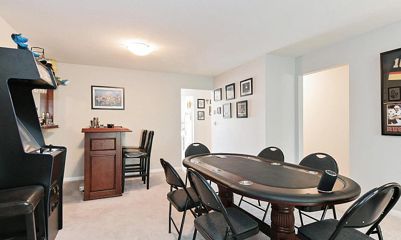 46 6467 197 Street L...