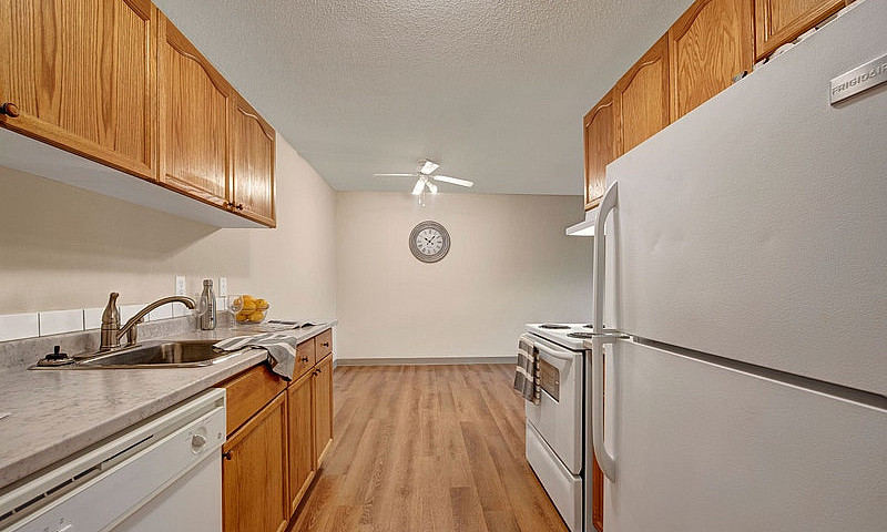 1 Bed X 1 Bath Apart...