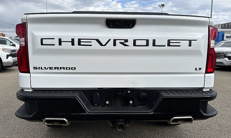 2022 Chevrolet Silve...