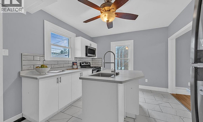 2177-2181 Howard Ave...