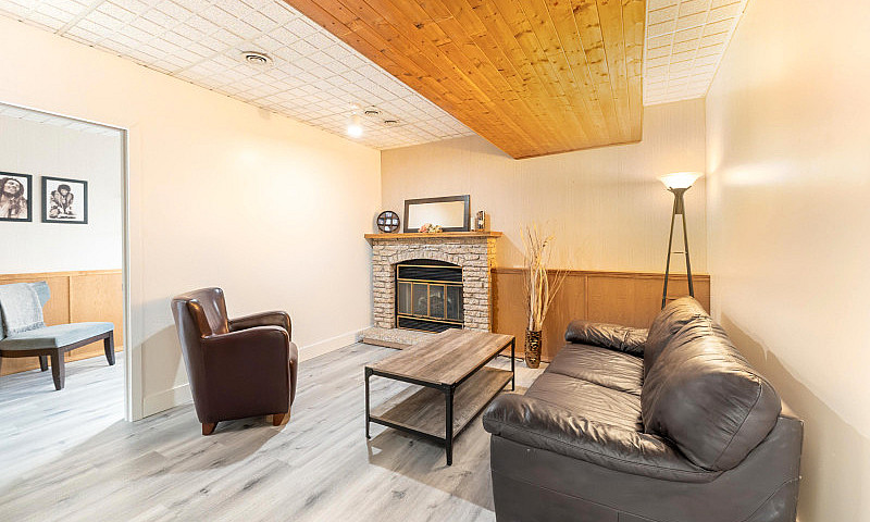 6 Bedrooms | Richmon...