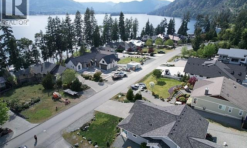 Lt 46 Lakefront Dr L...