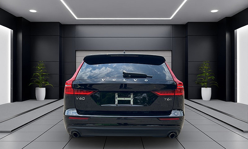 2022 Volvo V60 T6 Aw...
