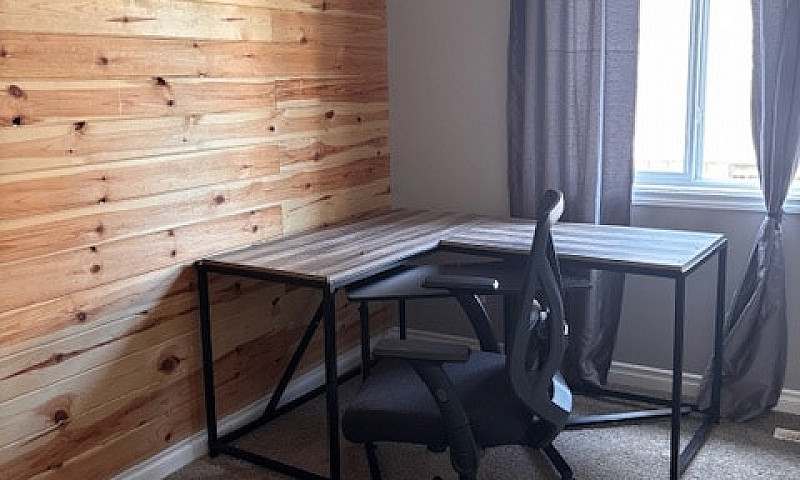 Executive Family Hom...