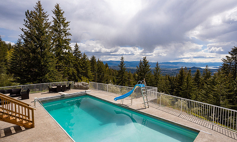 Spectacular Home On ...
