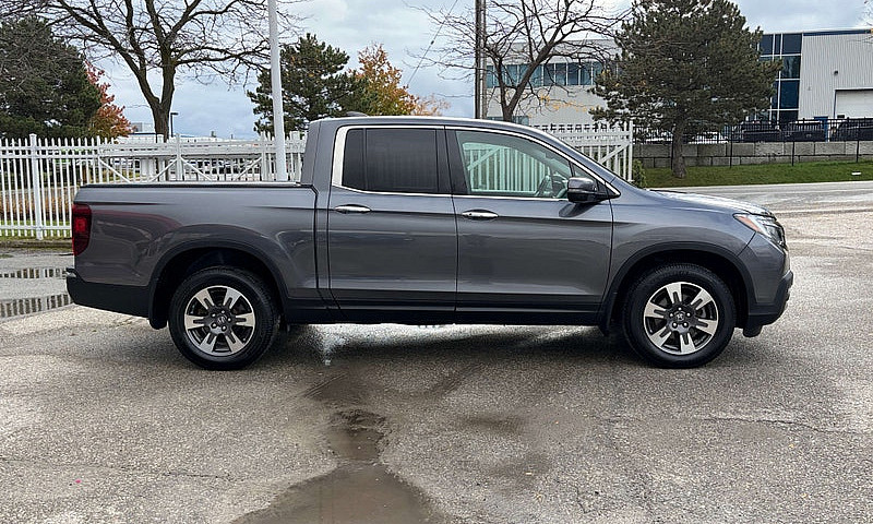 2017 Honda Ridgeline...