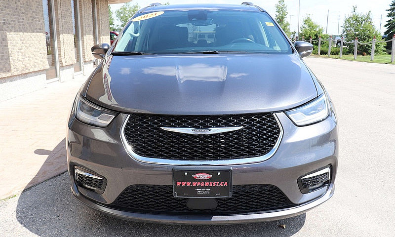 2021 Chrysler Pacifi...
