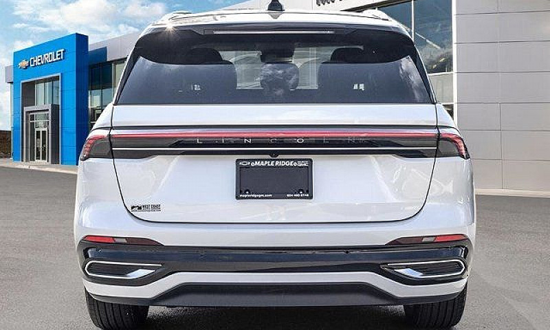2024 Lincoln Nautilu...