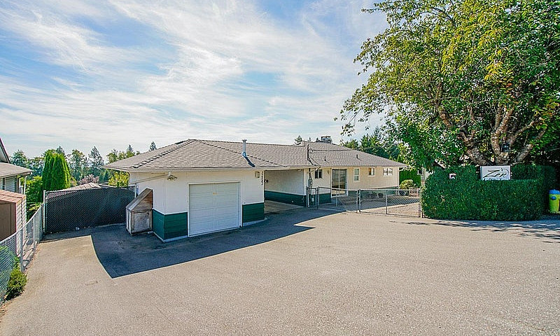 32582 Fleming Avenue...