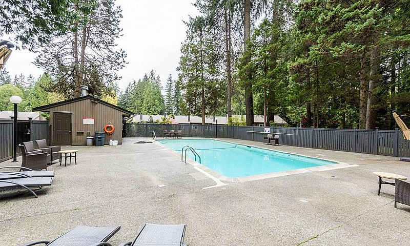 2 Bedroom Townhome F...