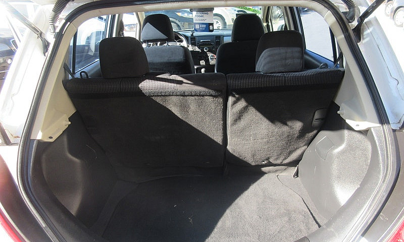 2011 Nissan Versa 1....