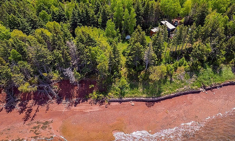 Waterfront Lot In Jo...