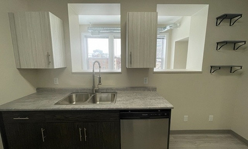 181 Balmoral - 2 Br ...