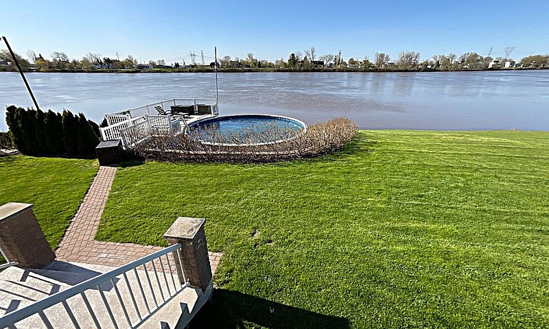 999 999$ - Bungalow ...