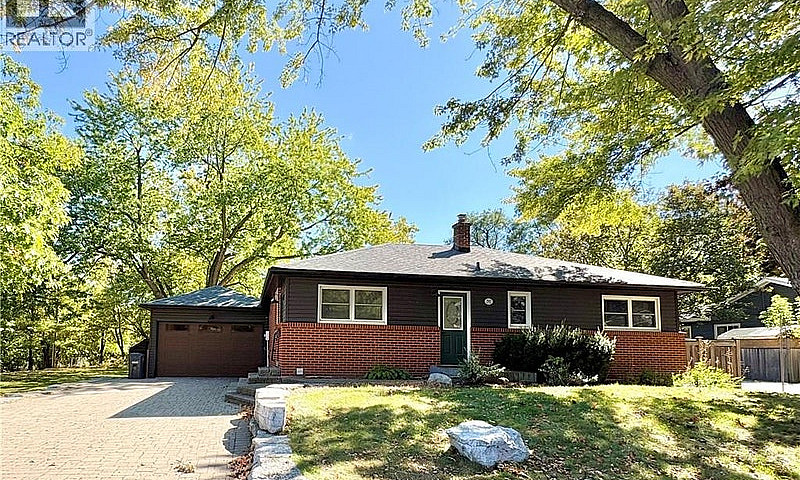 292 Woodward Avenue ...
