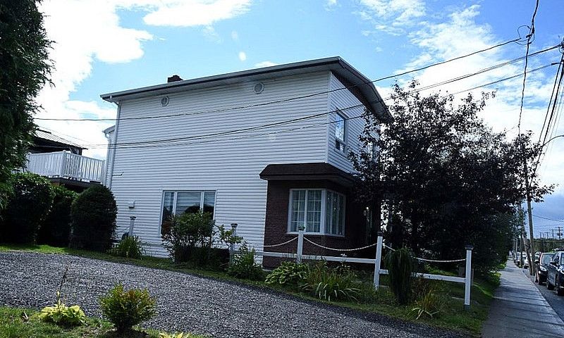 $370,000 - 2 Storey ...