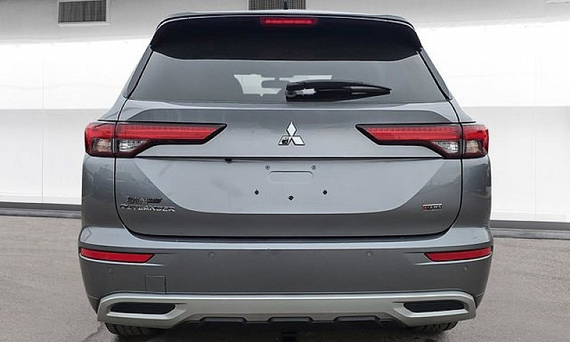 2024 Mitsubishi Outl...