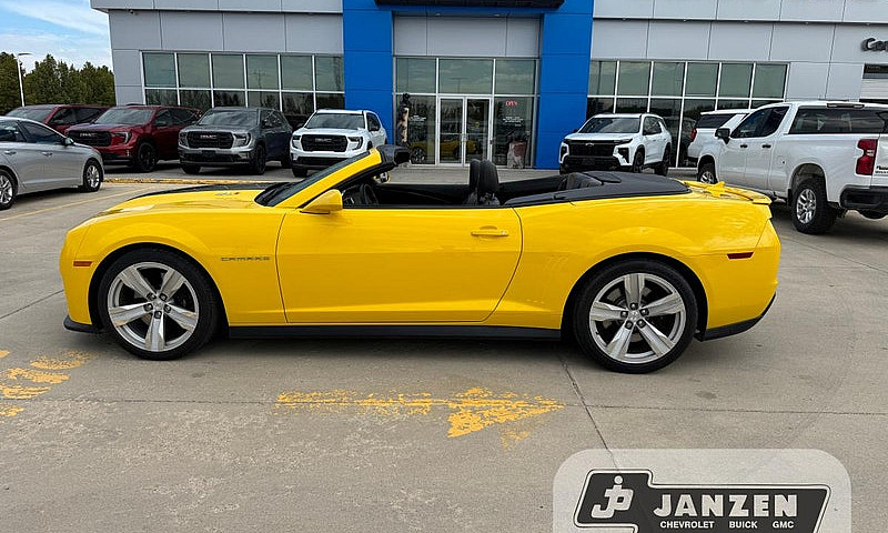 Chevrolet Camaro Zl1...
