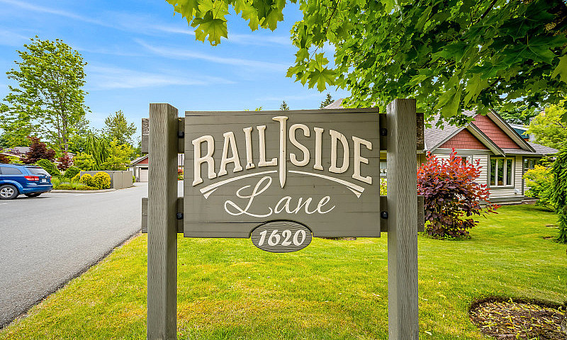 Just Listed! 3 Bedro...