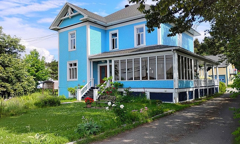 $699,000 - 2 Storey ...