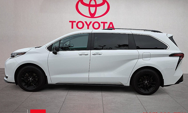 2024 Toyota Sienna X...