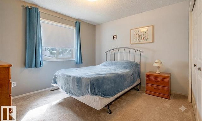 3 Bed Townhouse Clos...