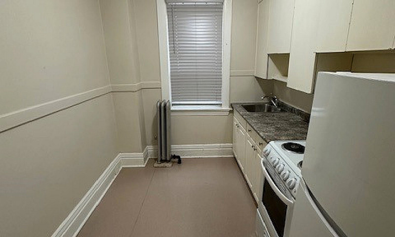 480 Langside - 1 Br ...