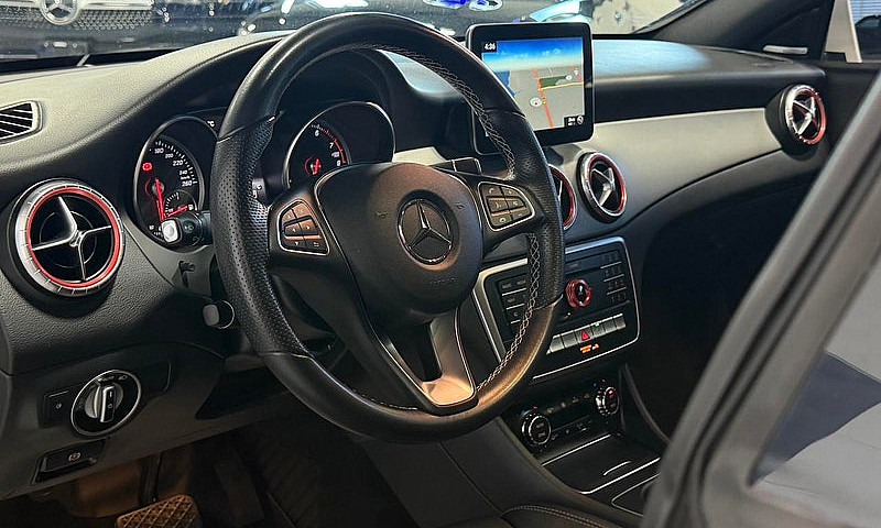 2018 Mercedes-Benz C...