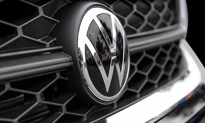 2024 Volkswagen Taos...