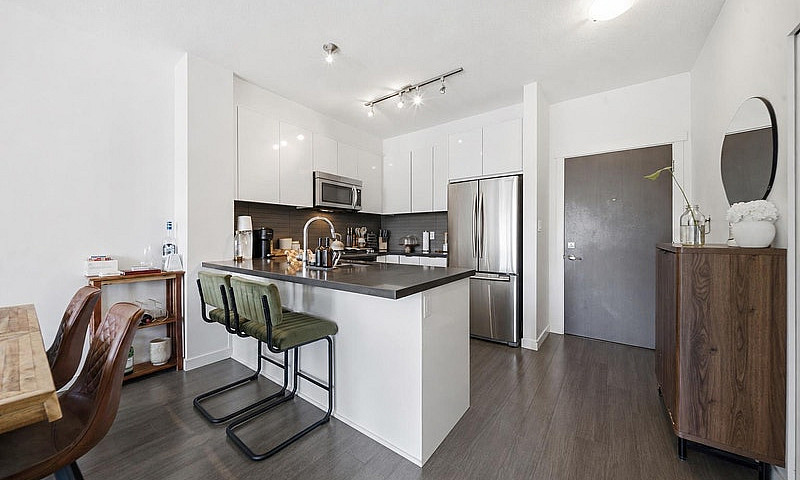 328 15168 33 Avenue ...