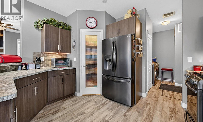 1410 Walnut Avenue M...