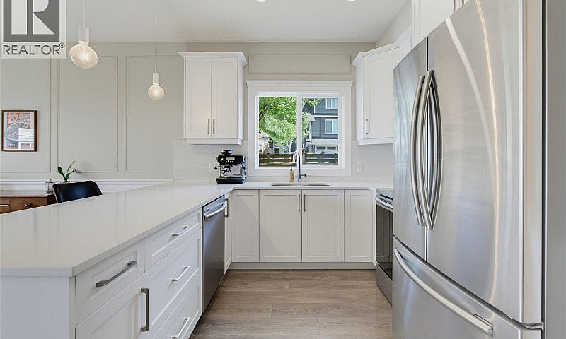 1102 Crispin Pl Lang...