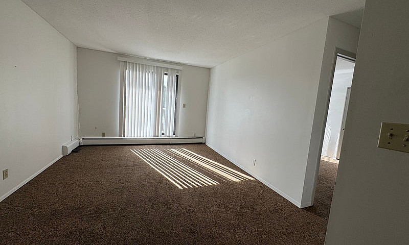 5726 57 Ave - 305 Ap...