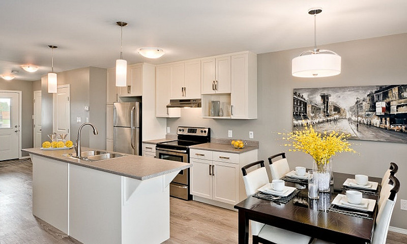 Foxdale Place - 3 Be...