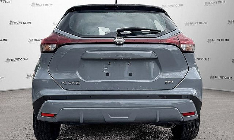 2024 Nissan Kicks Sr...
