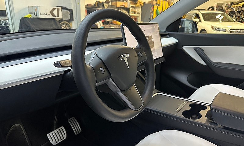 2022 Tesla Model Y P...