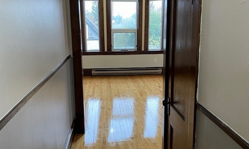 149 Langside - Large...