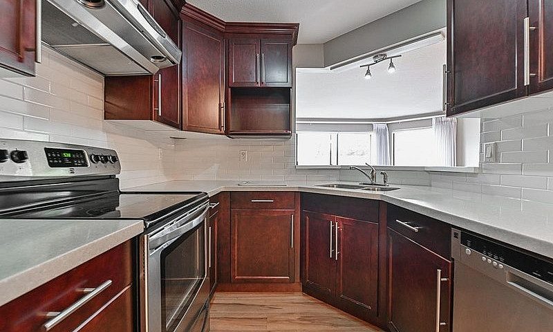 207 33233 Bourquin C...