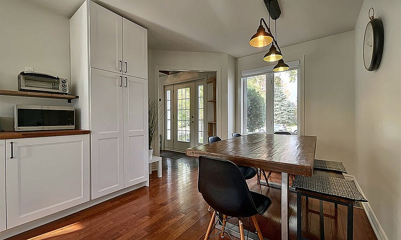 $609,000 - 2 Storey ...
