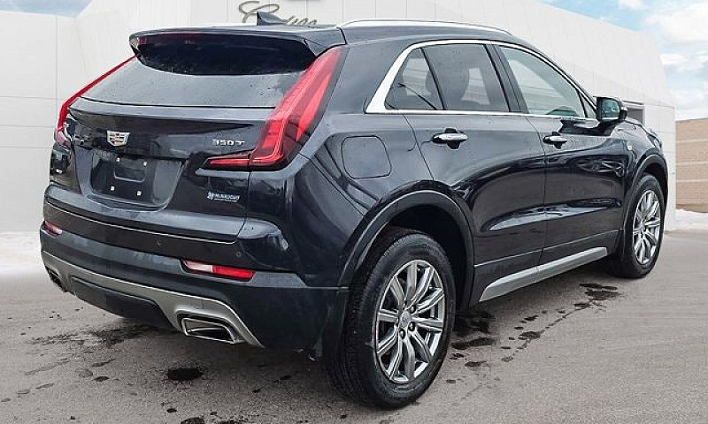 2022 Cadillac Xt4 Aw...